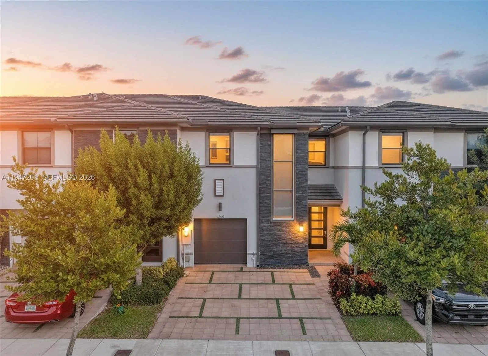 3 bedroom 2 bath for sale at 15481 NW 91st Ct, Miami Lakes FL 33018