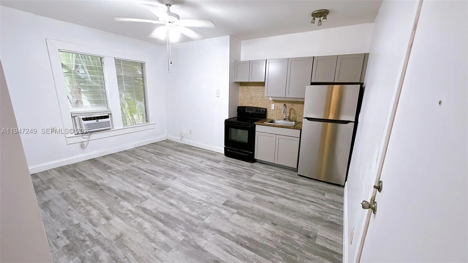842 Meridian Ave # 2C, Miami Beach FL 33139