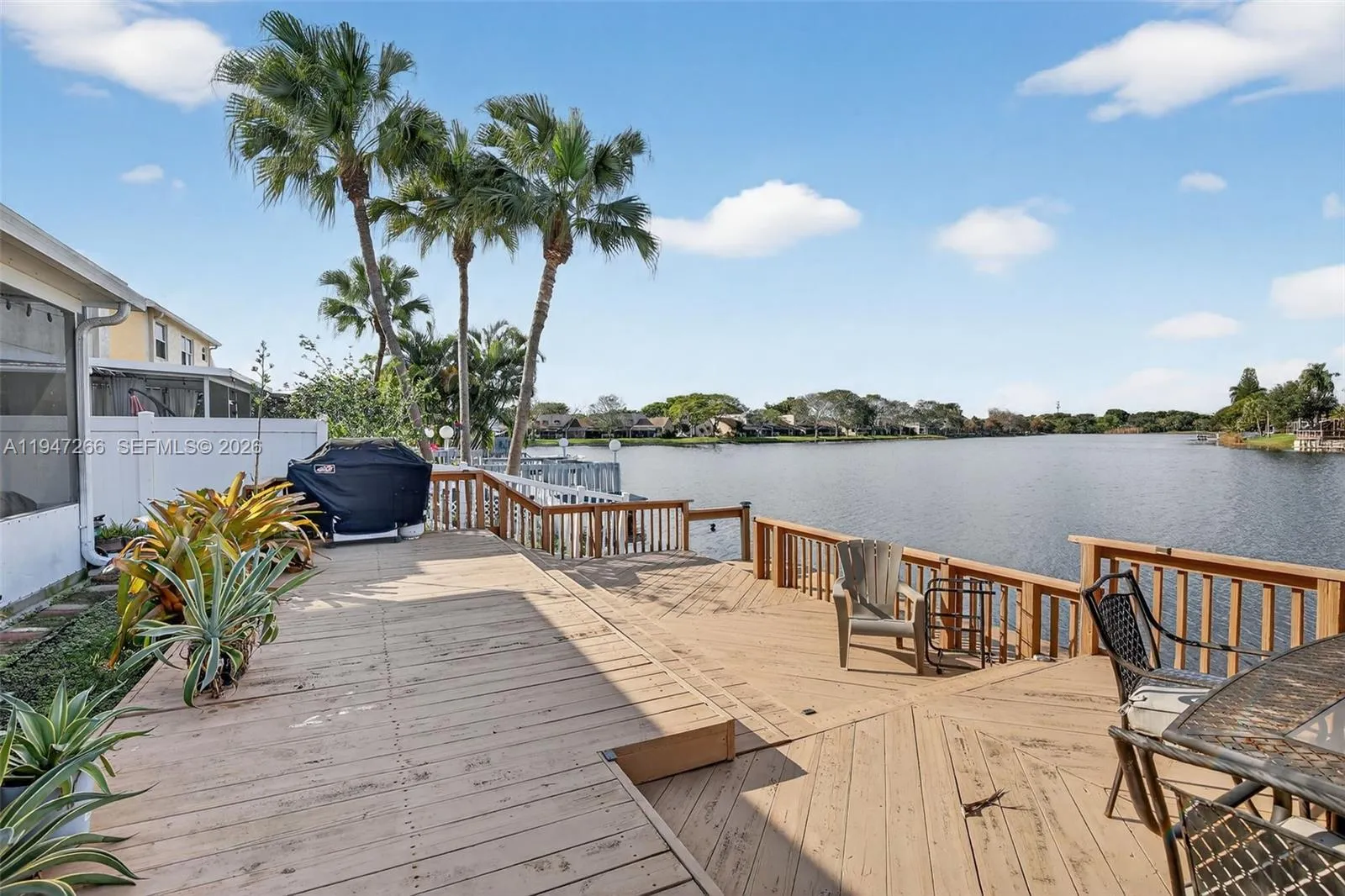 12017 NW 13th St, Pembroke Pines FL 33026