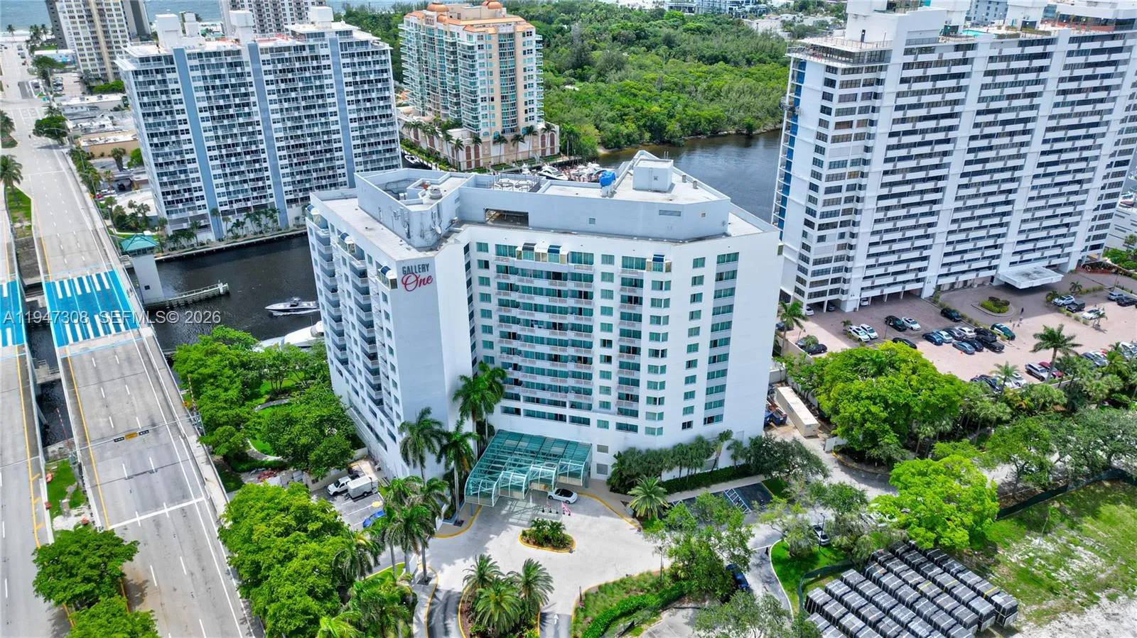1 bedroom 1 bath for sale at 2670 E Sunrise Blvd # 715, Fort Lauderdale FL 33304
