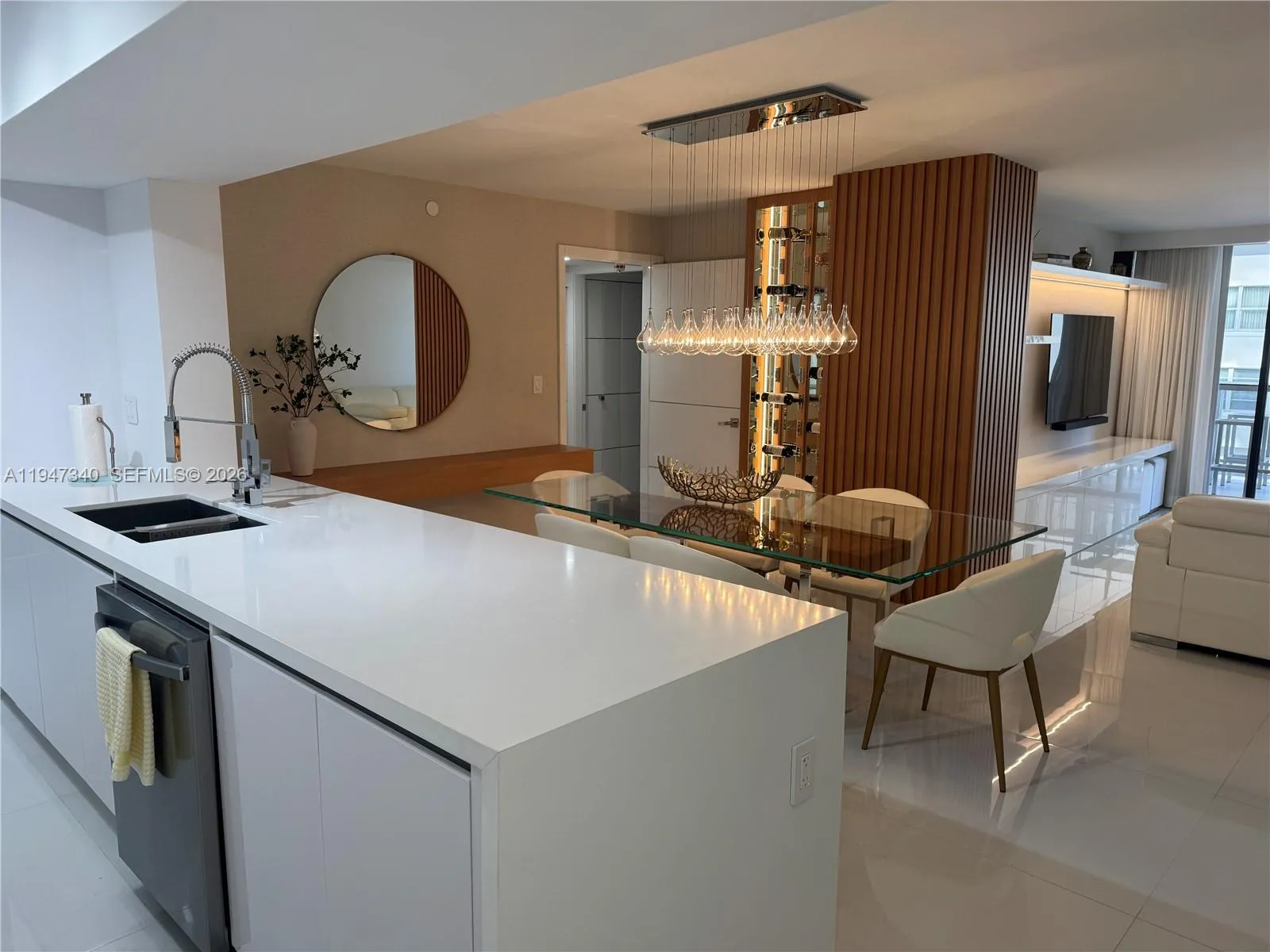 5757 Collins Ave # 504, Miami Beach FL 33140