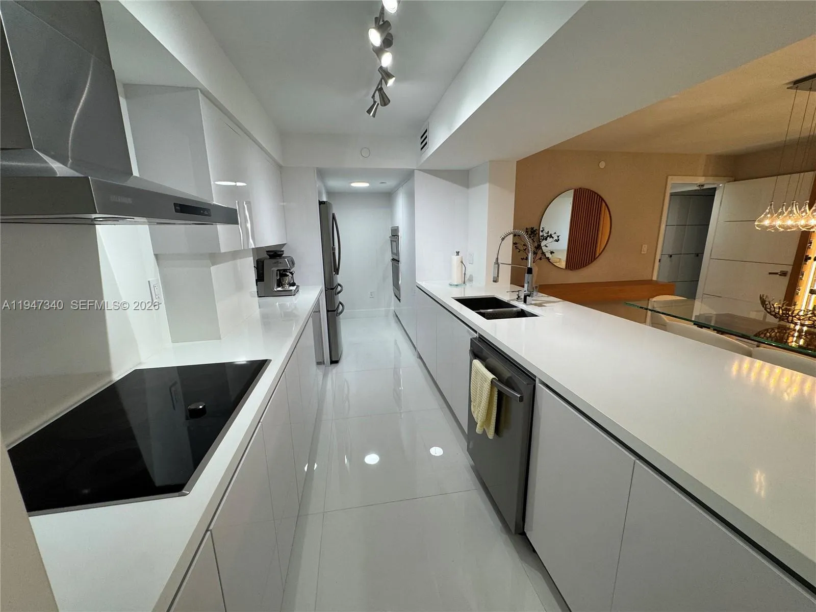 5757 Collins Ave # 504, Miami Beach FL 33140