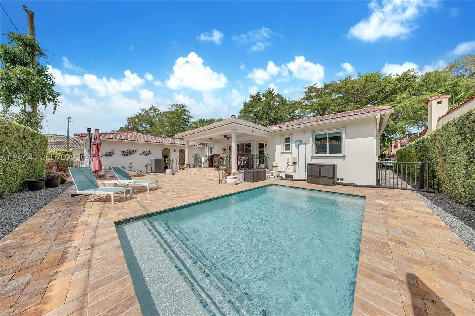 1402 Tangier St, Coral Gables FL 33134