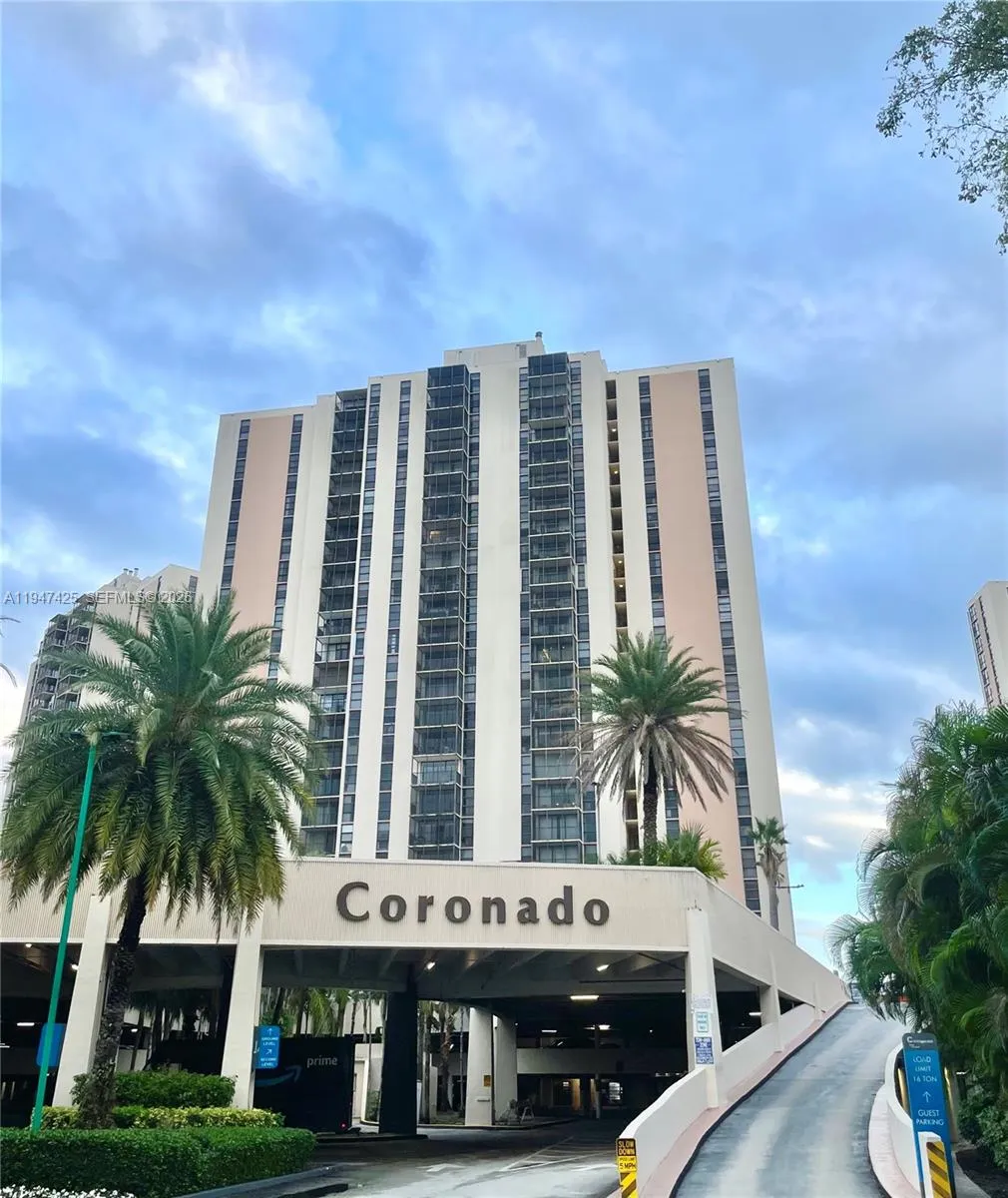 1 bedroom 1 bath for sale at 20335 W Country Club Dr # 405, Aventura FL 33180