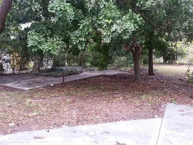 2447 Pierce St # 1, Hollywood FL 33020
