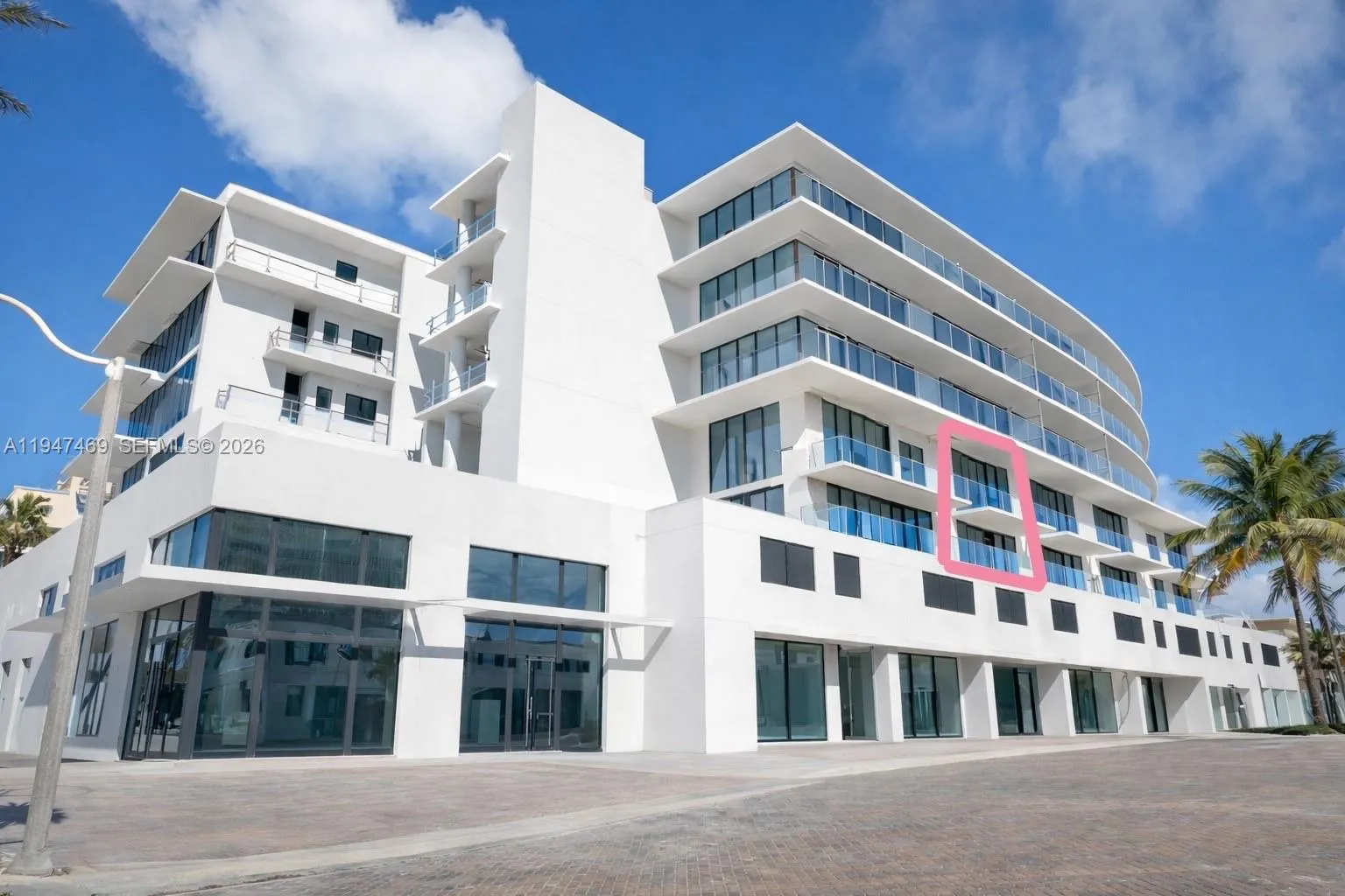 3319 N Ocean Drive, Hollywood FL 33019