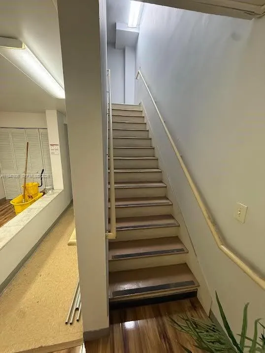 for sale at 262 Miracle Mile, Coral Gables FL 33134