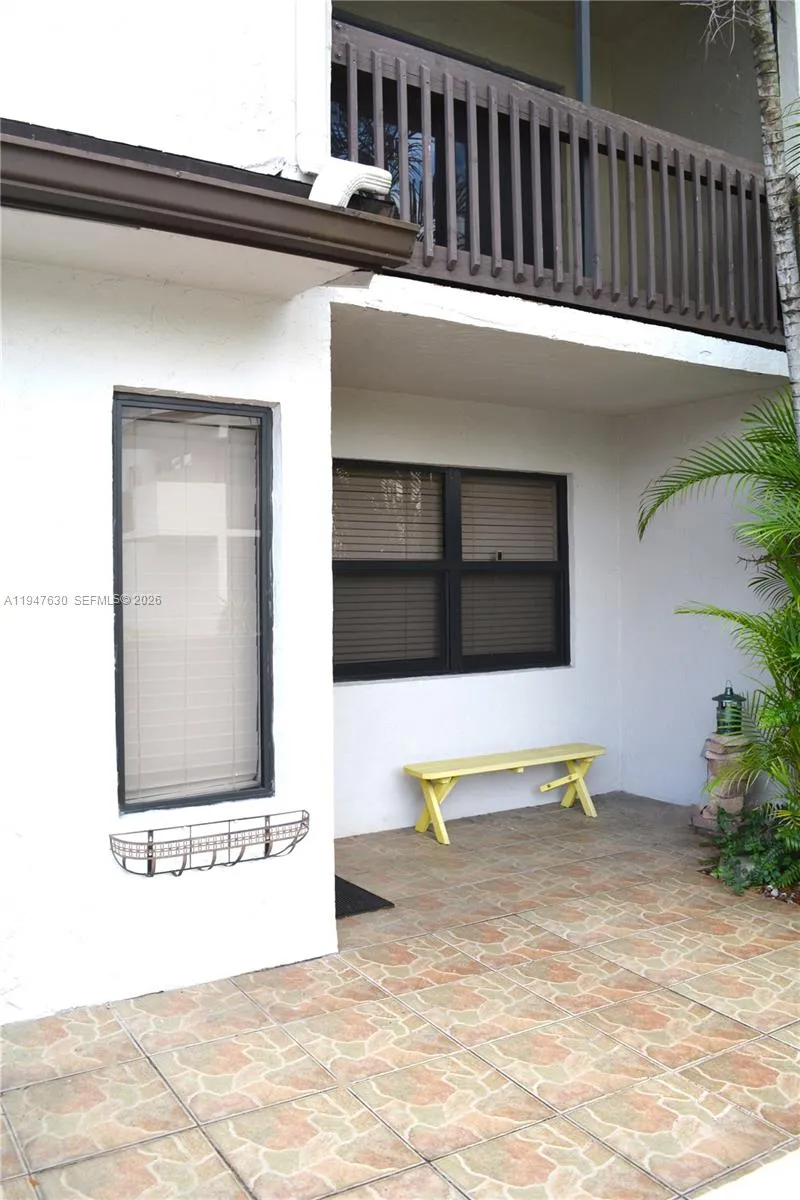9944 NW 41st St # 23, Doral FL 33178