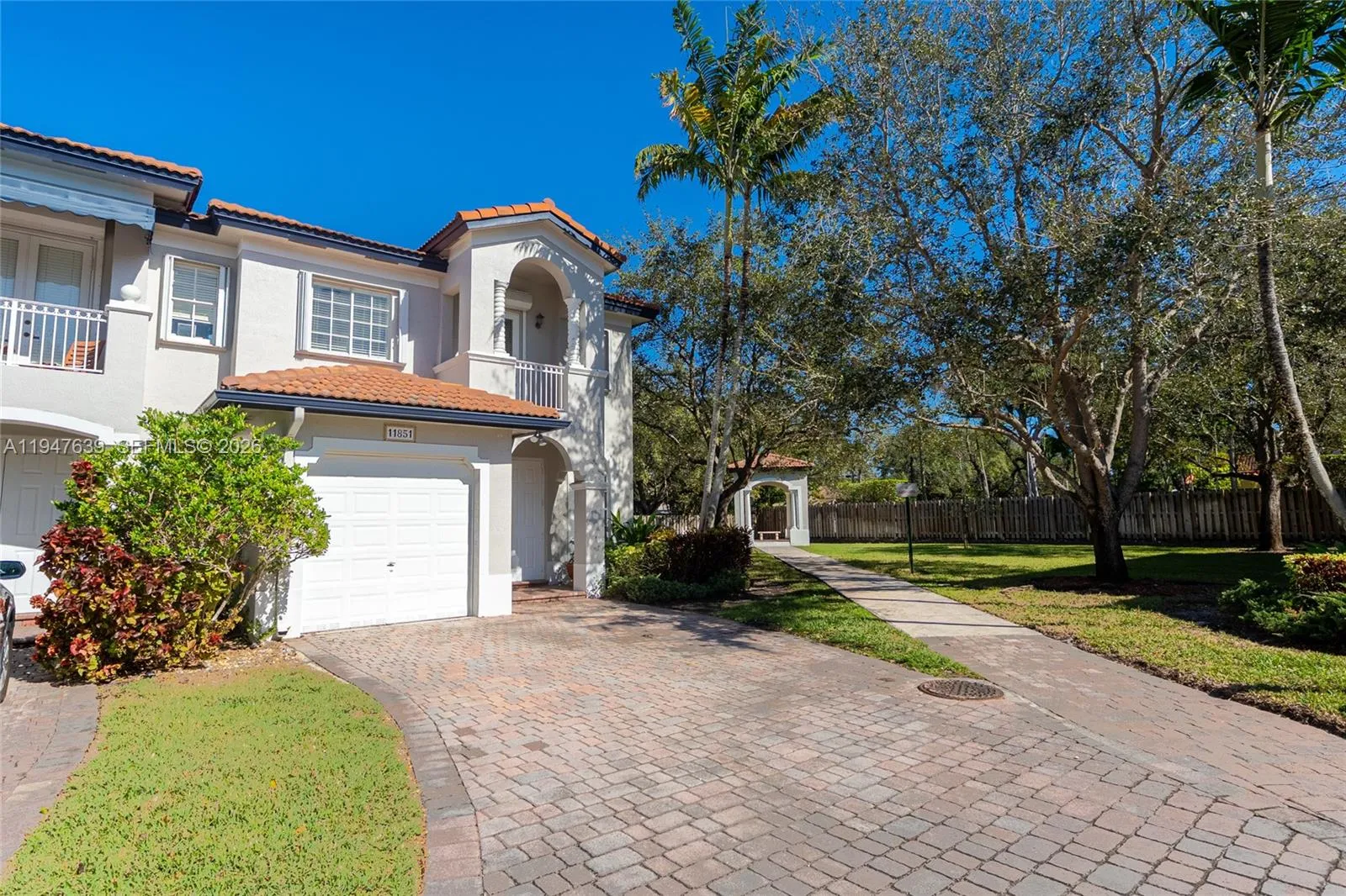 11851 SW 80th Ter, Miami FL 33183