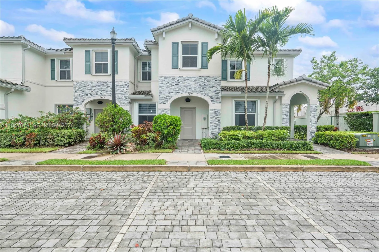 3 bedroom 2 bath for sale at 2747 SE 15th St, Homestead FL 33035
