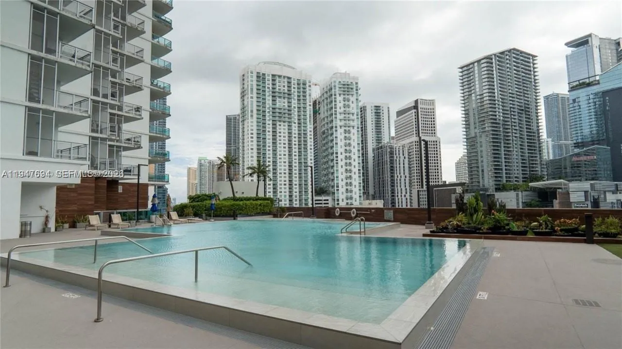 2 bedroom 2 bath for sale at 350 S Miami Ave # 2714, Miami FL 33130