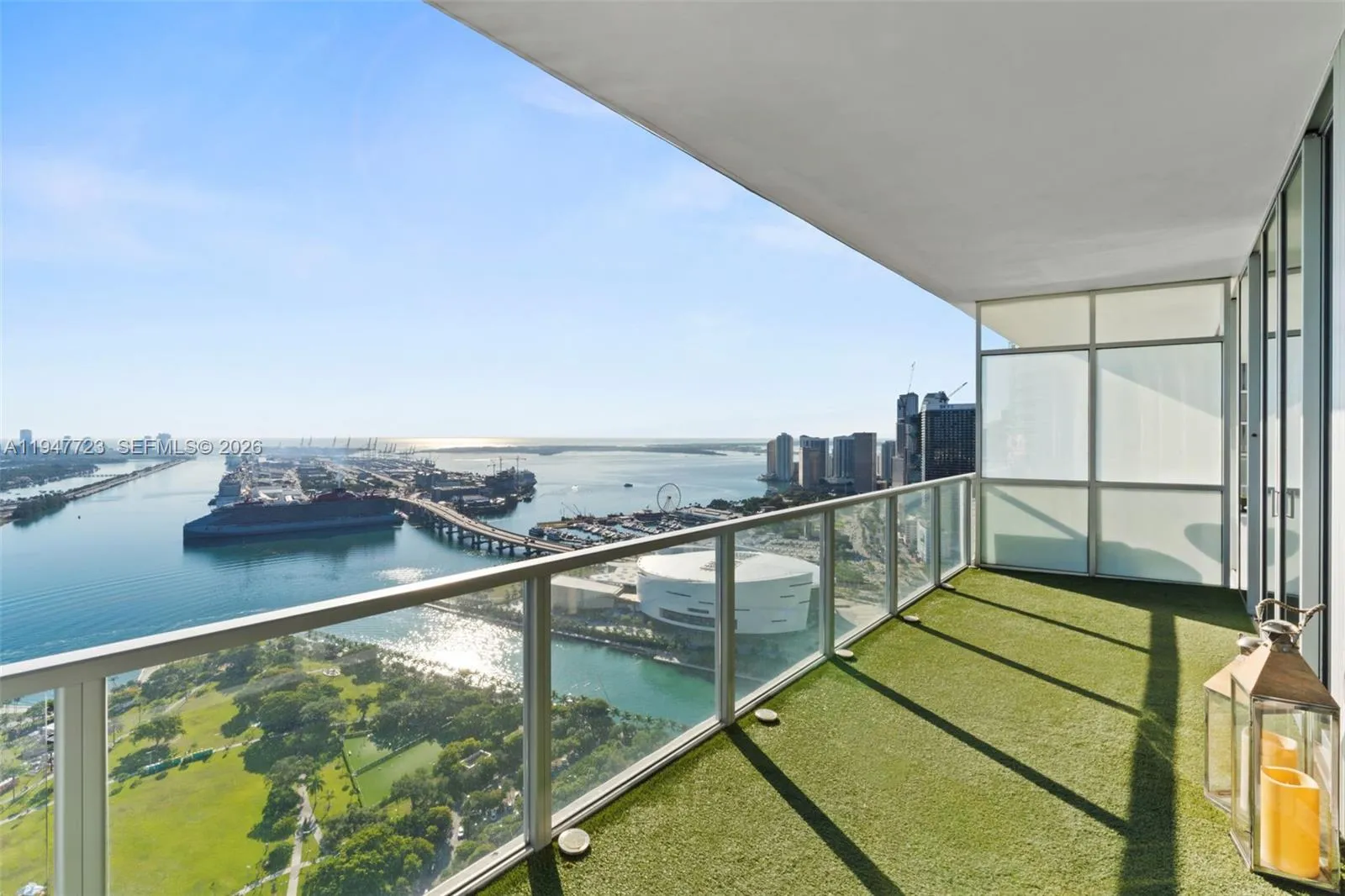1100 Biscayne Blvd # 4502, Miami FL 33132