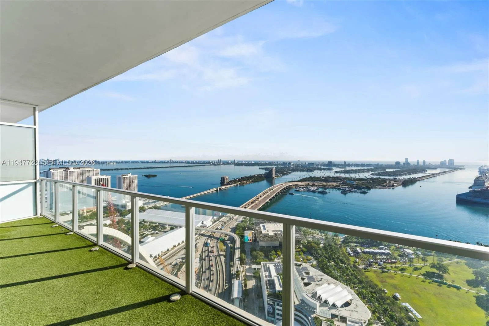 1100 Biscayne Blvd # 4502, Miami FL 33132