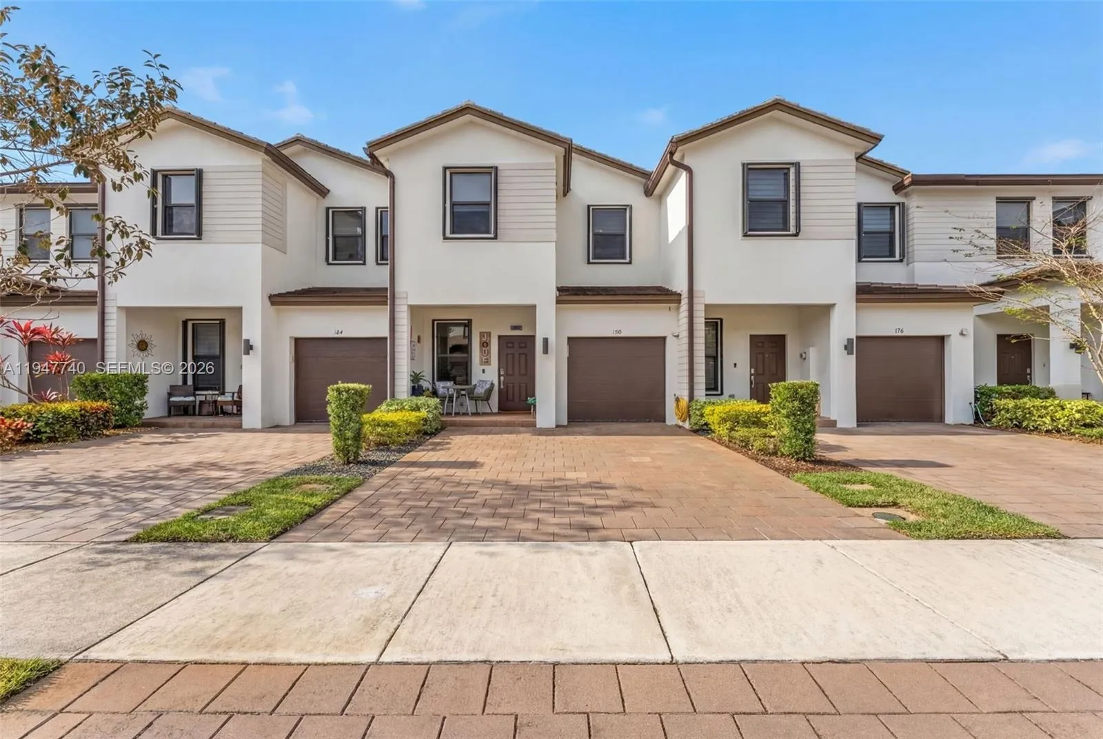 180 SW 185th Way, Pembroke Pines FL 33029