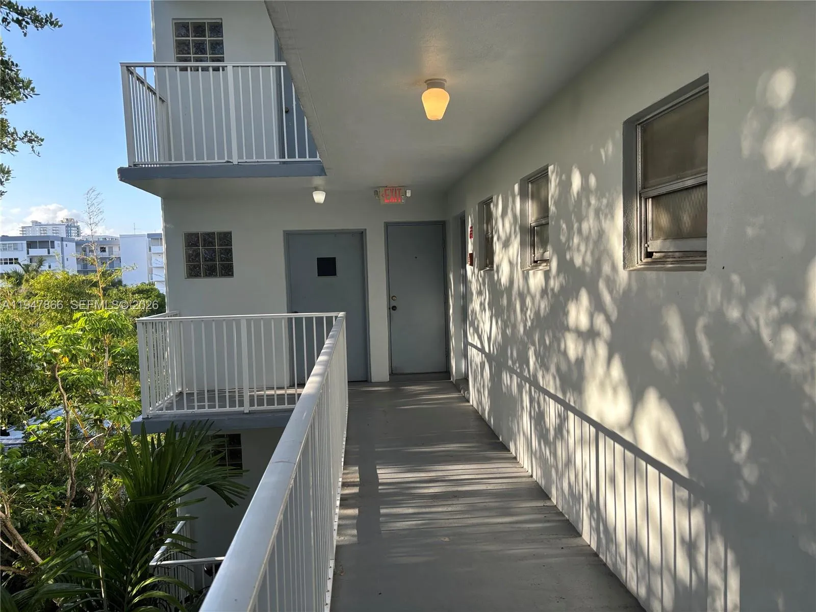 1701 Washington St # 504, Hollywood FL 33020