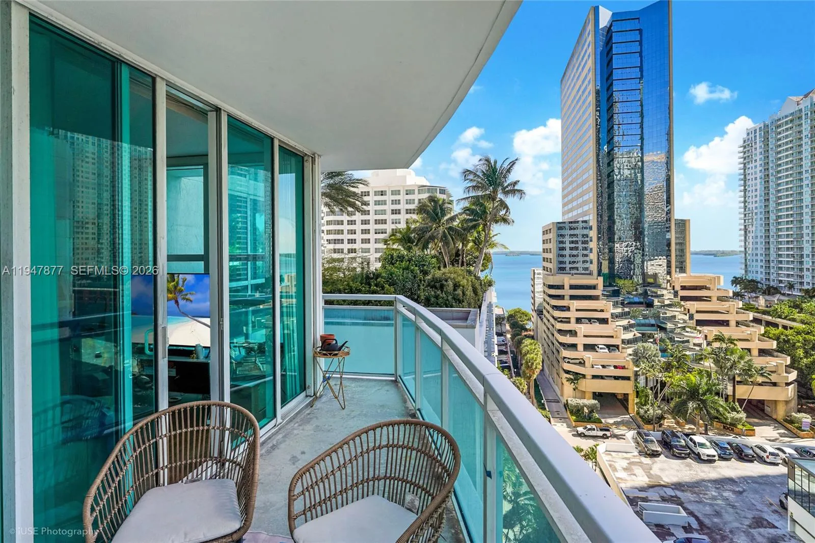 2 bedroom 2 bath for sale at 951 Brickell Ave # 1110, Miami FL 33131