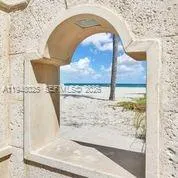 3000 S Ocean Dr # 904, Hollywood FL 33019