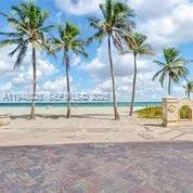 3000 S Ocean Dr # 904, Hollywood FL 33019