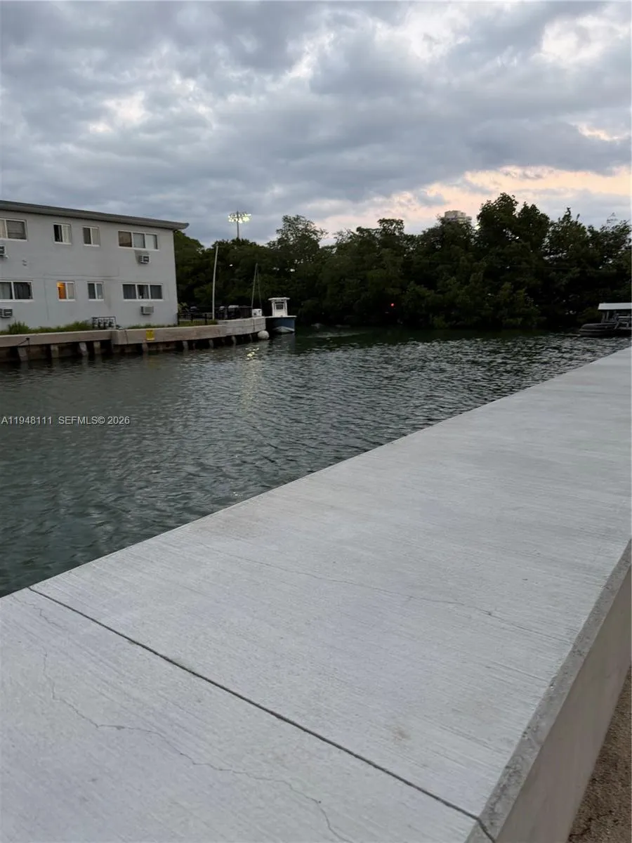 7150 Indian Creek Dr # 505, Miami Beach FL 33141
