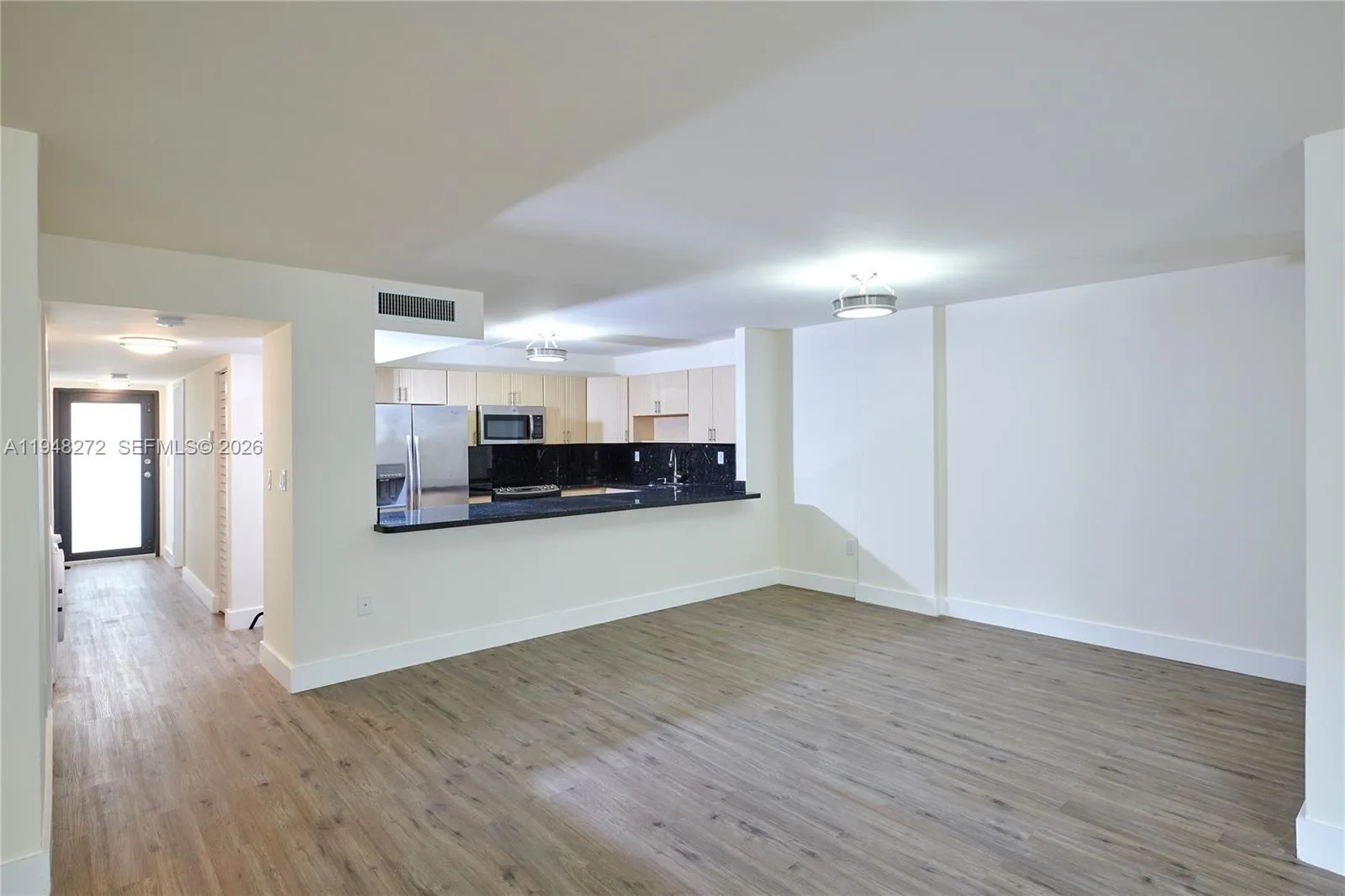 5845 Collins Ave # 304, Miami Beach FL 33140