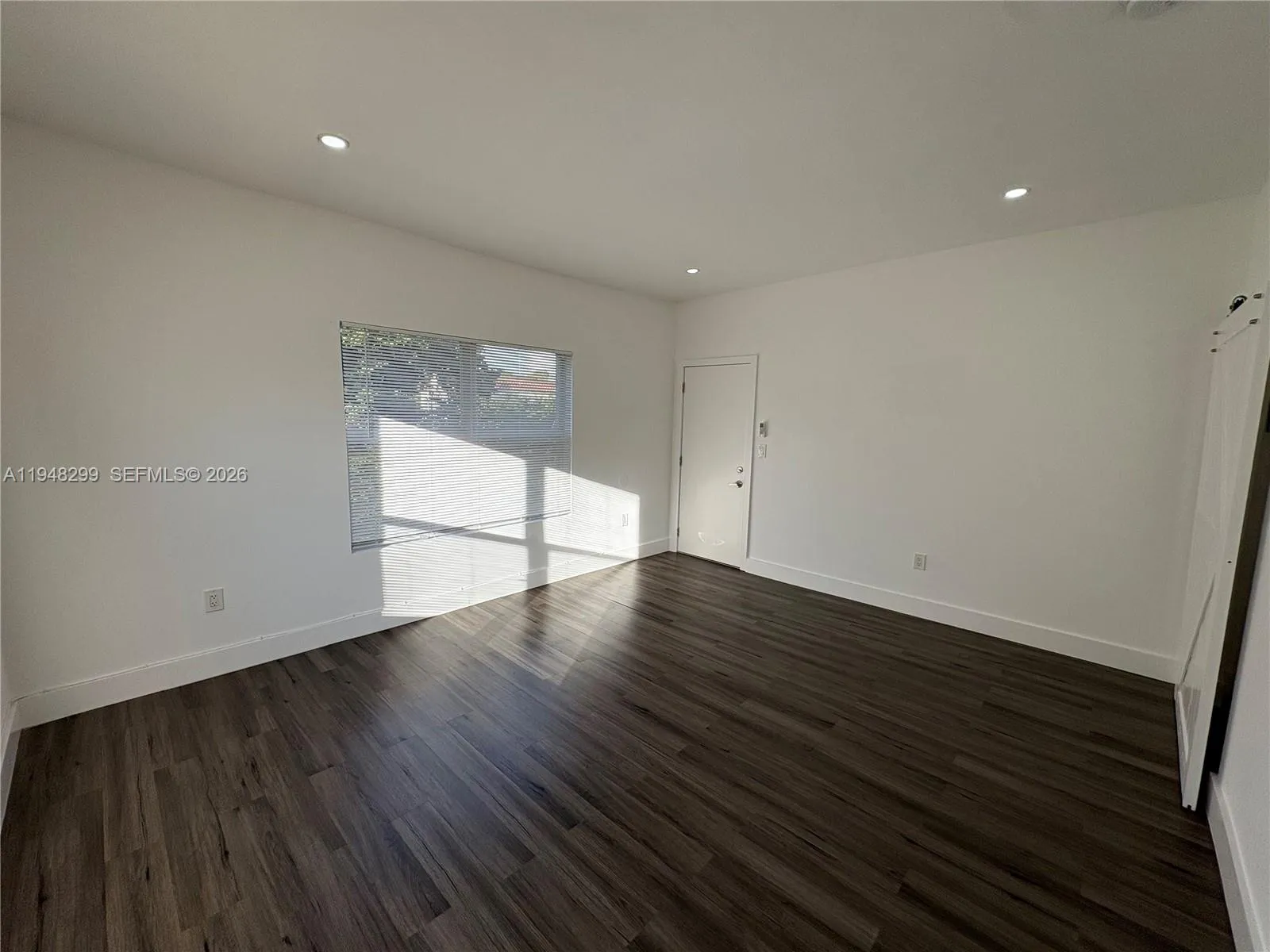 3237 SW 4th St, Miami FL 33135