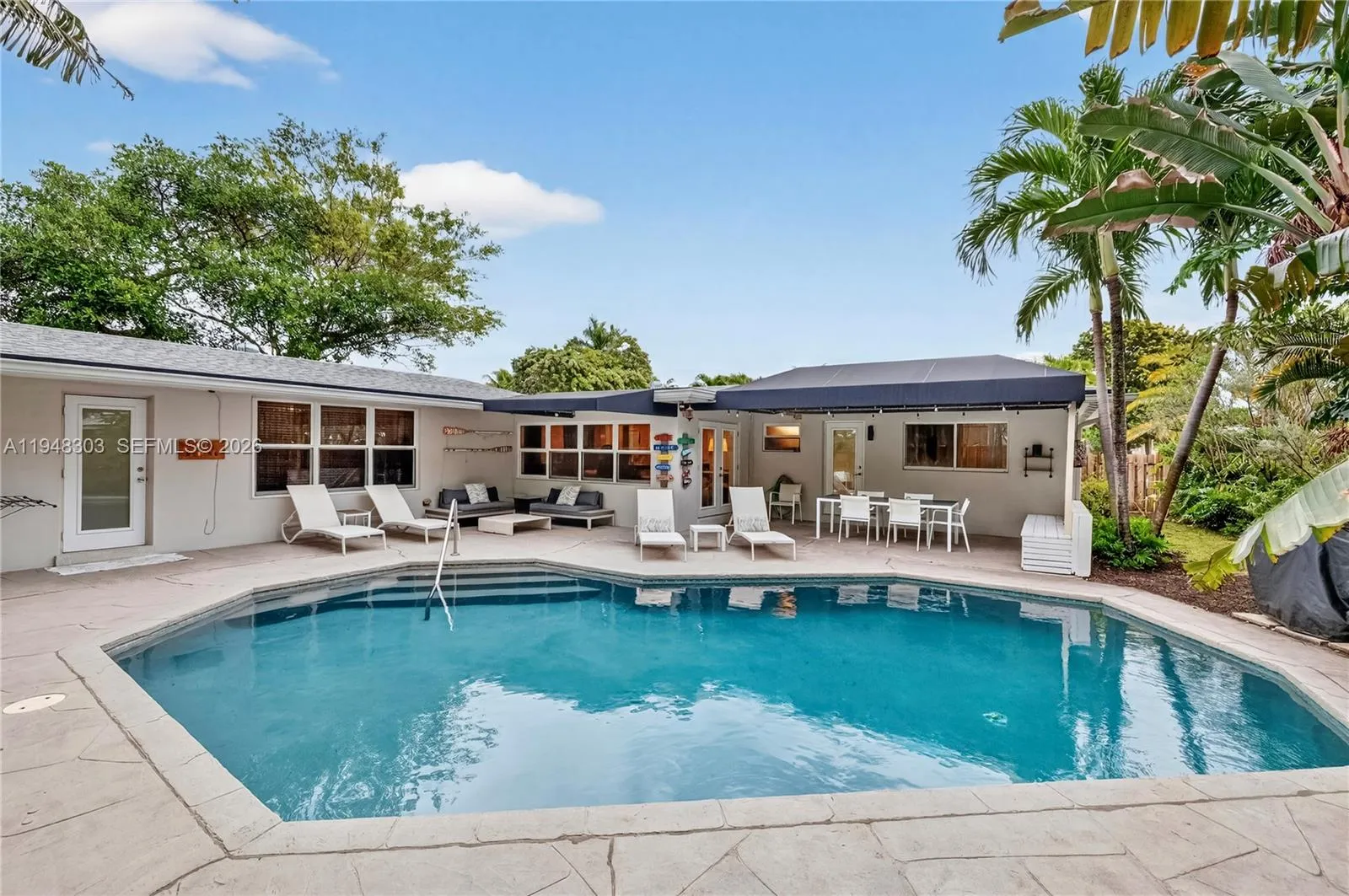 4761 NE 18th Ave, Oakland Park FL 33334