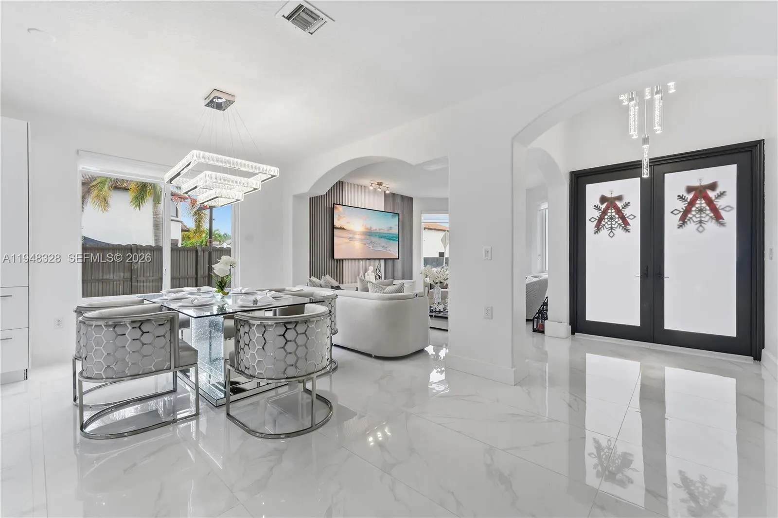 14452 SW 10th St, Miami FL 33184