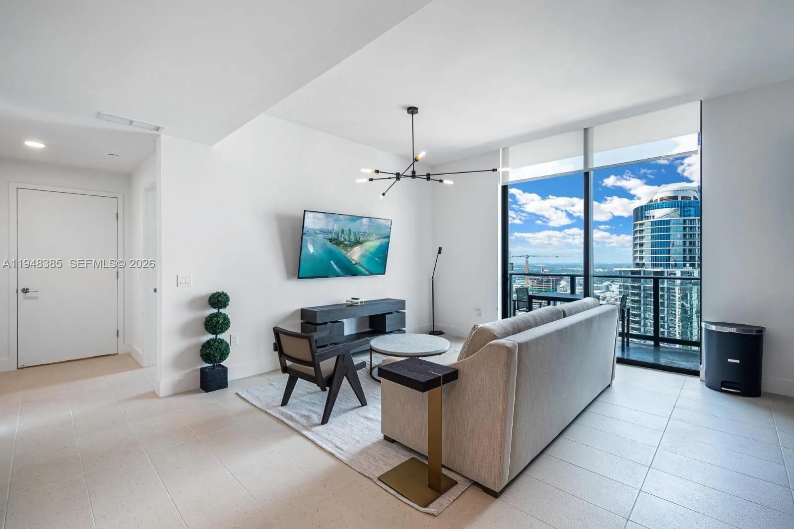 159 NE 6th St # 5101, Miami FL 33132