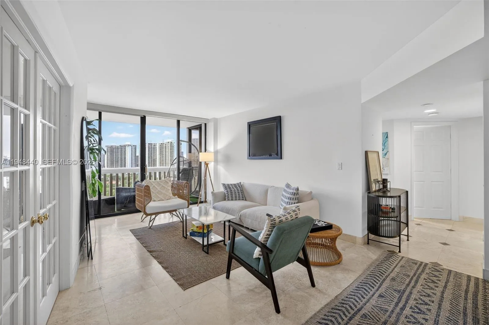 1000 Island Blvd # 2105, Aventura FL 33160