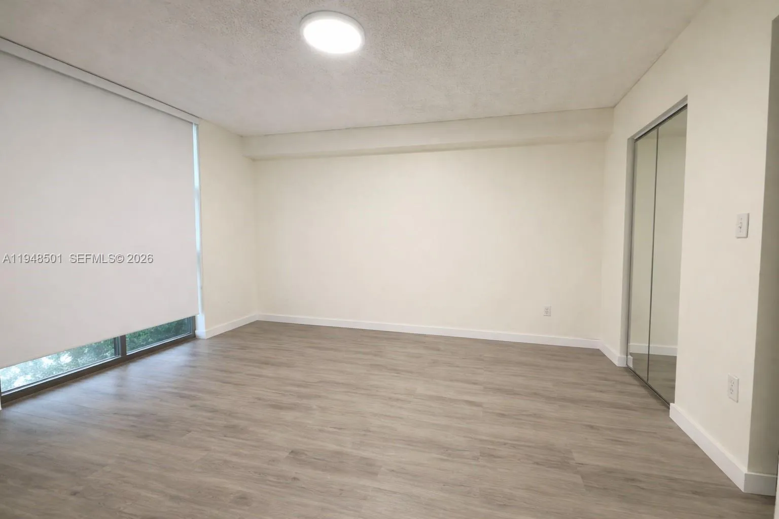 11800 SW 18th St # 4, Miami FL 33175