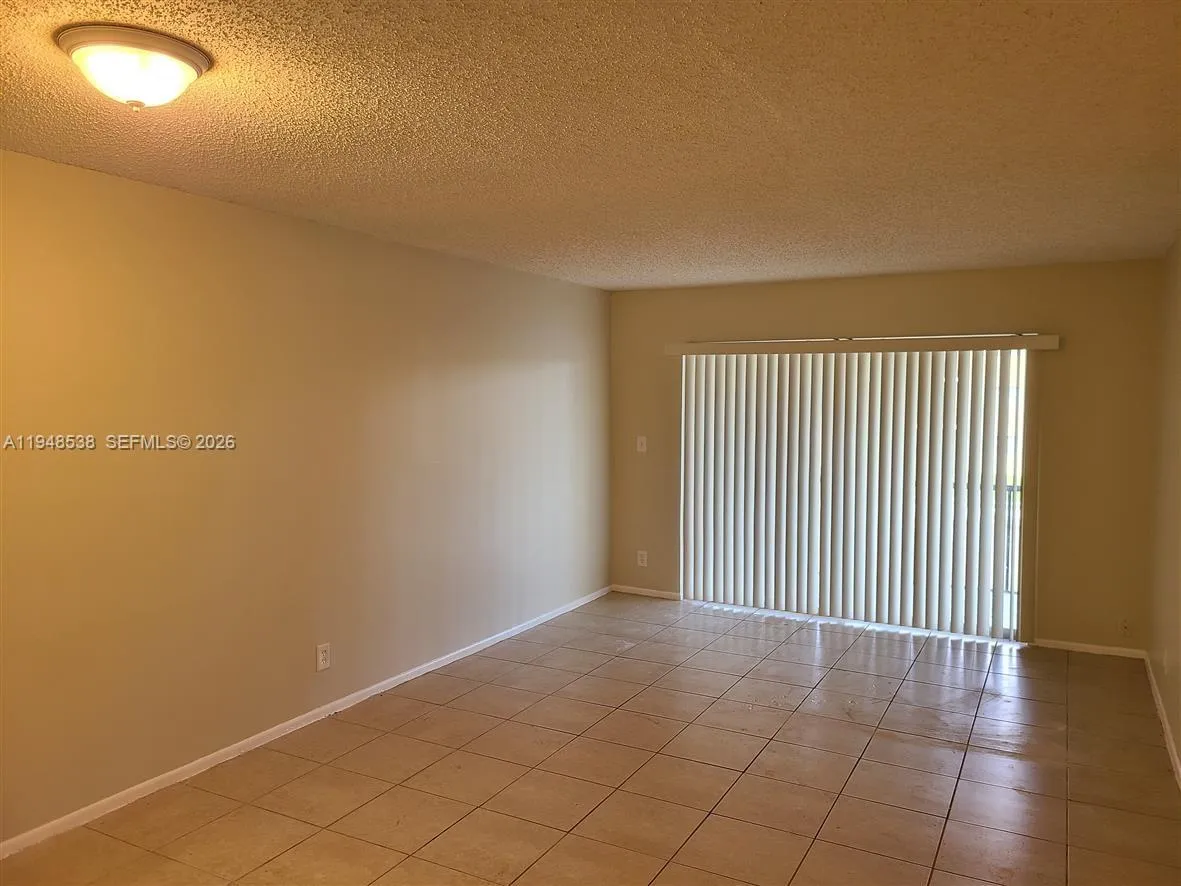 7925 S Colony Cir S # 207, Tamarac FL 33321