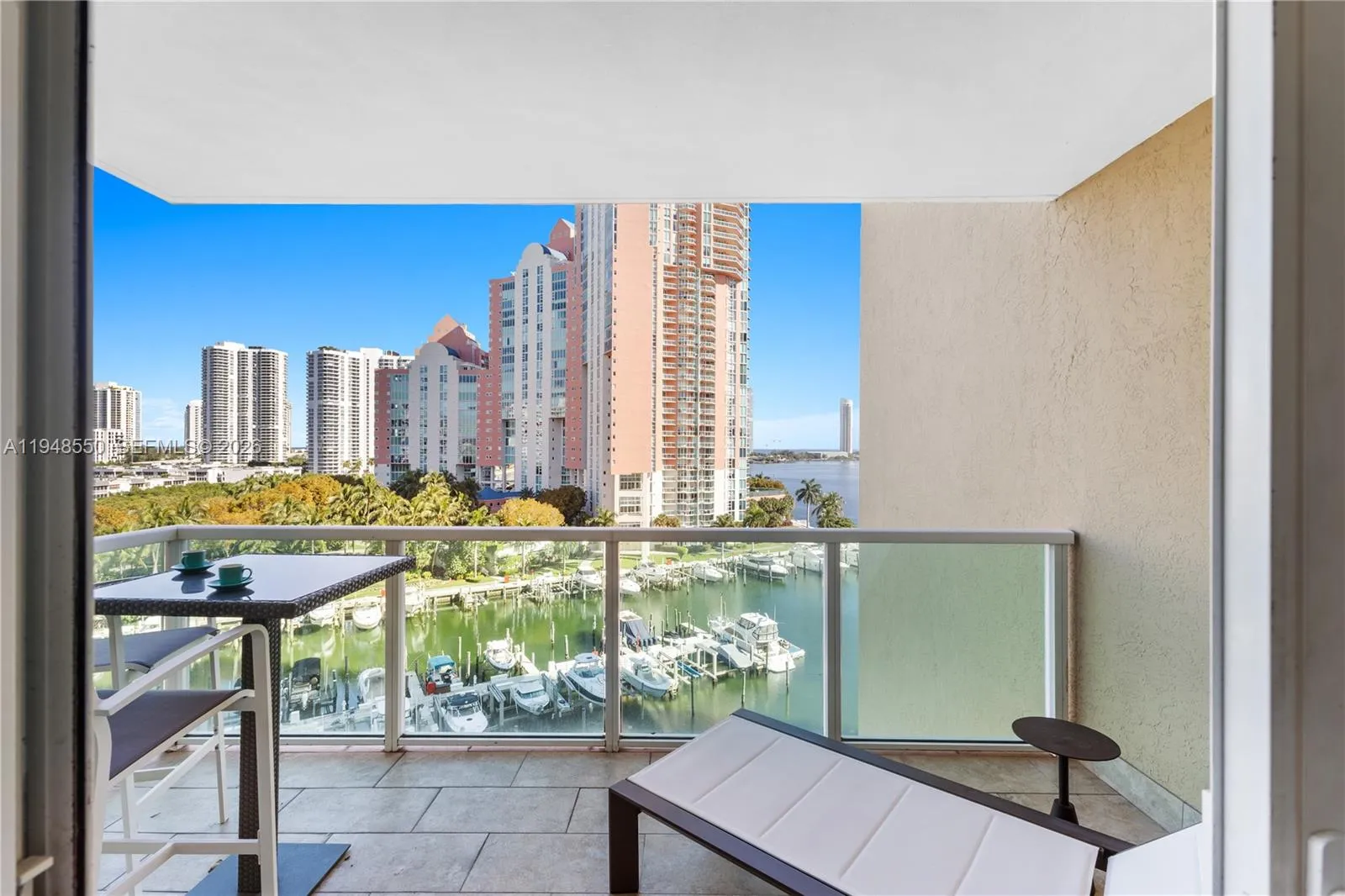 3340 NE 190th St, Aventura FL 33180