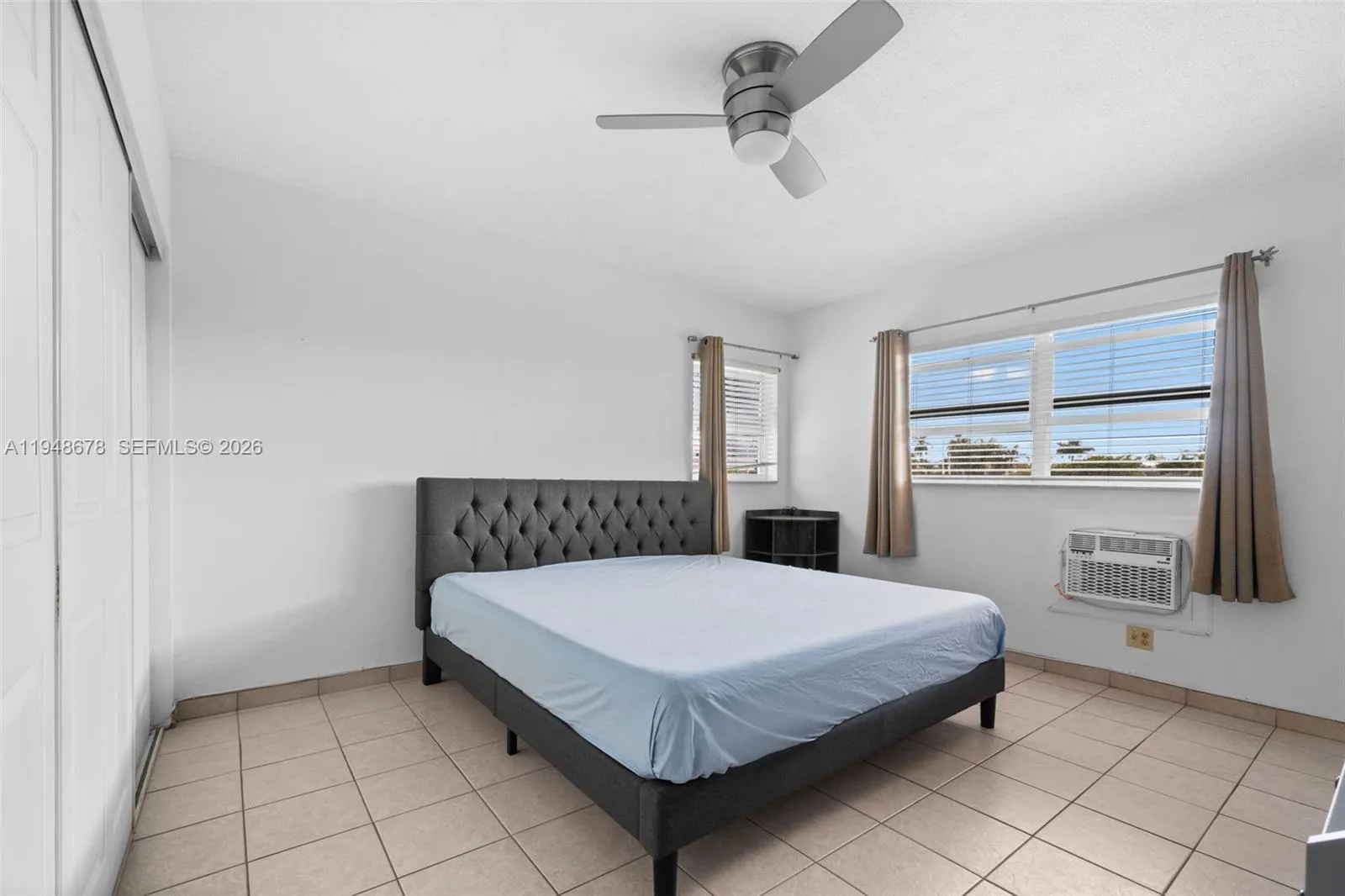 141 NE 10th Ave # 26C, Hallandale Beach FL 33009