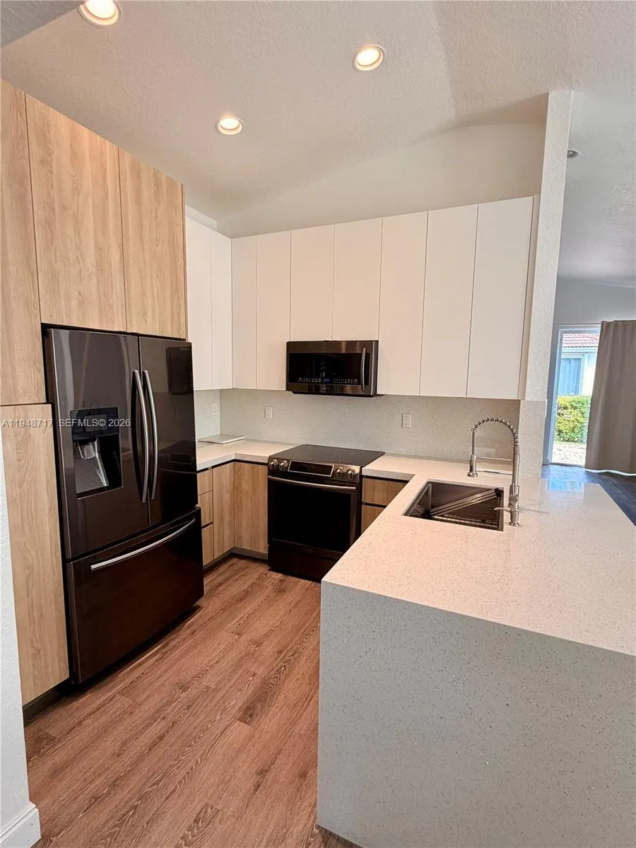18709 SW 28th St, Miramar FL 33029