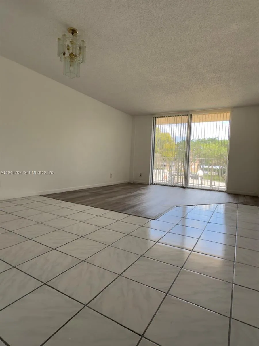 500 Executive Center Dr # 2N, West Palm Beach FL 33401
