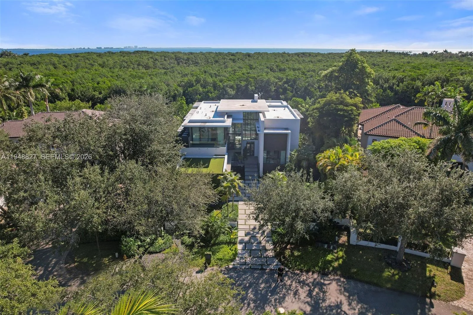 132 Paloma Dr, Coral Gables FL 33143