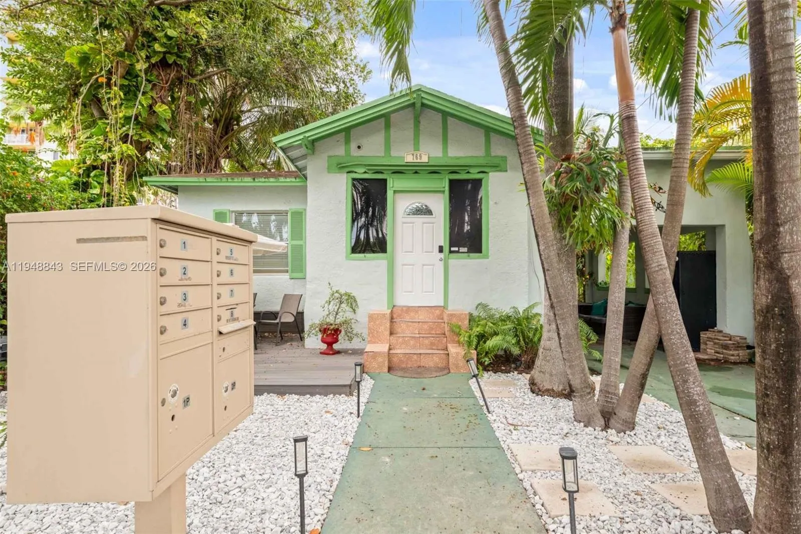 769 NW 10th, Miami FL 33136