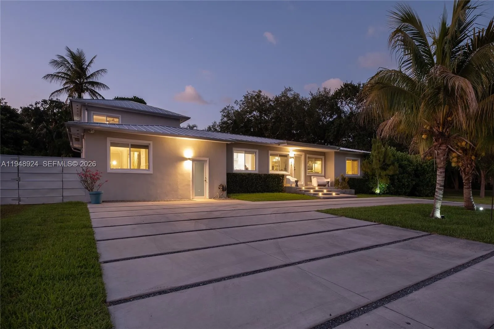 831 NE 109th St, Biscayne Park FL 33161