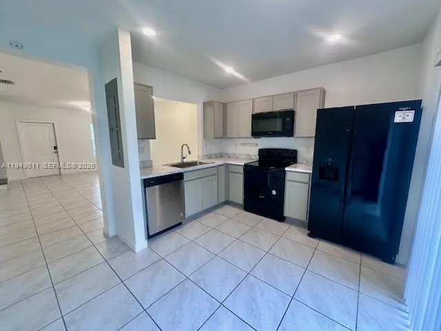 540 NE 5th Ln, Florida City FL 33034