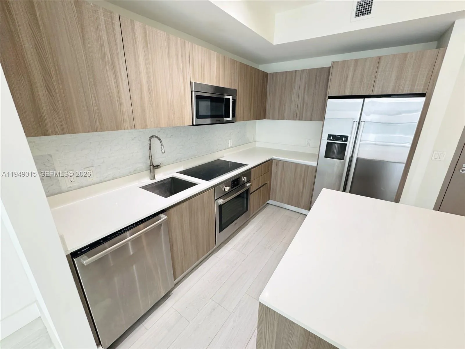 201 SW 17th Rd # 603, Miami FL 33129