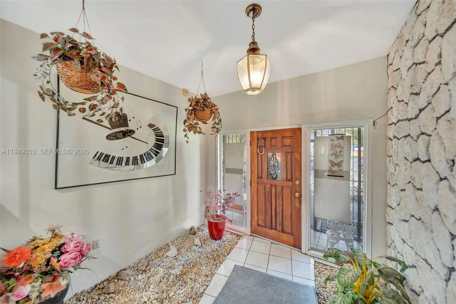 244 NW 43rd St, Miami FL 33127