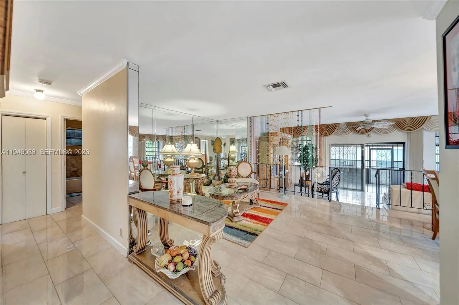 244 NW 43rd St, Miami FL 33127