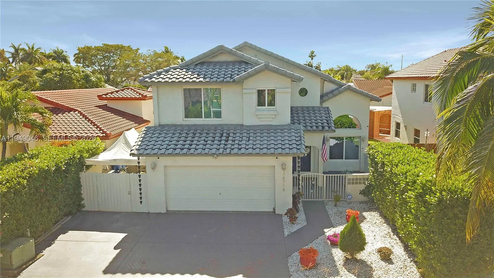 5 bedroom 3 bath for sale at 14716 SW 111th Ter, Miami FL 33196