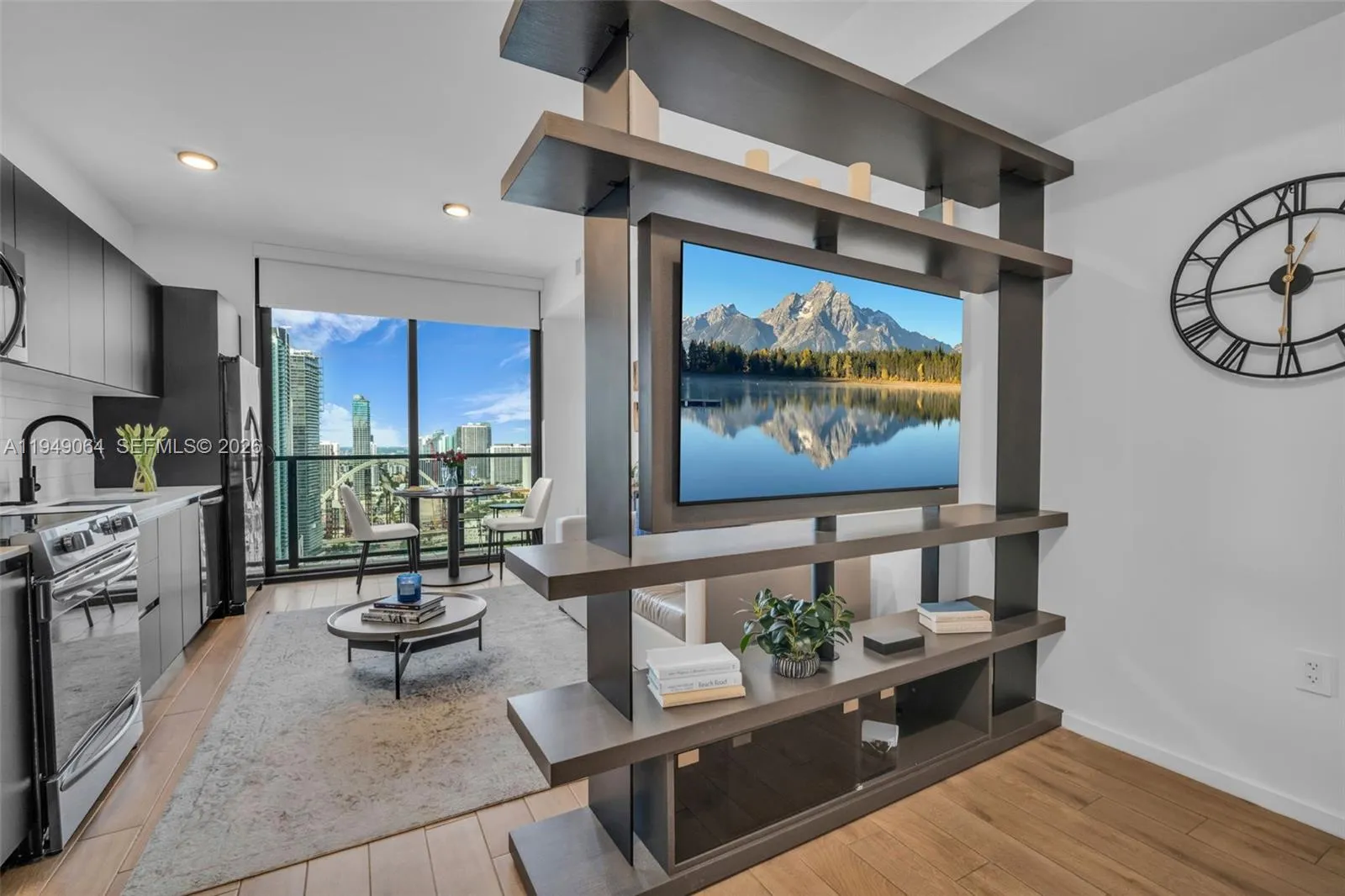 1 bath for sale at 398 NE 5th St # 3207, Miami FL 33132