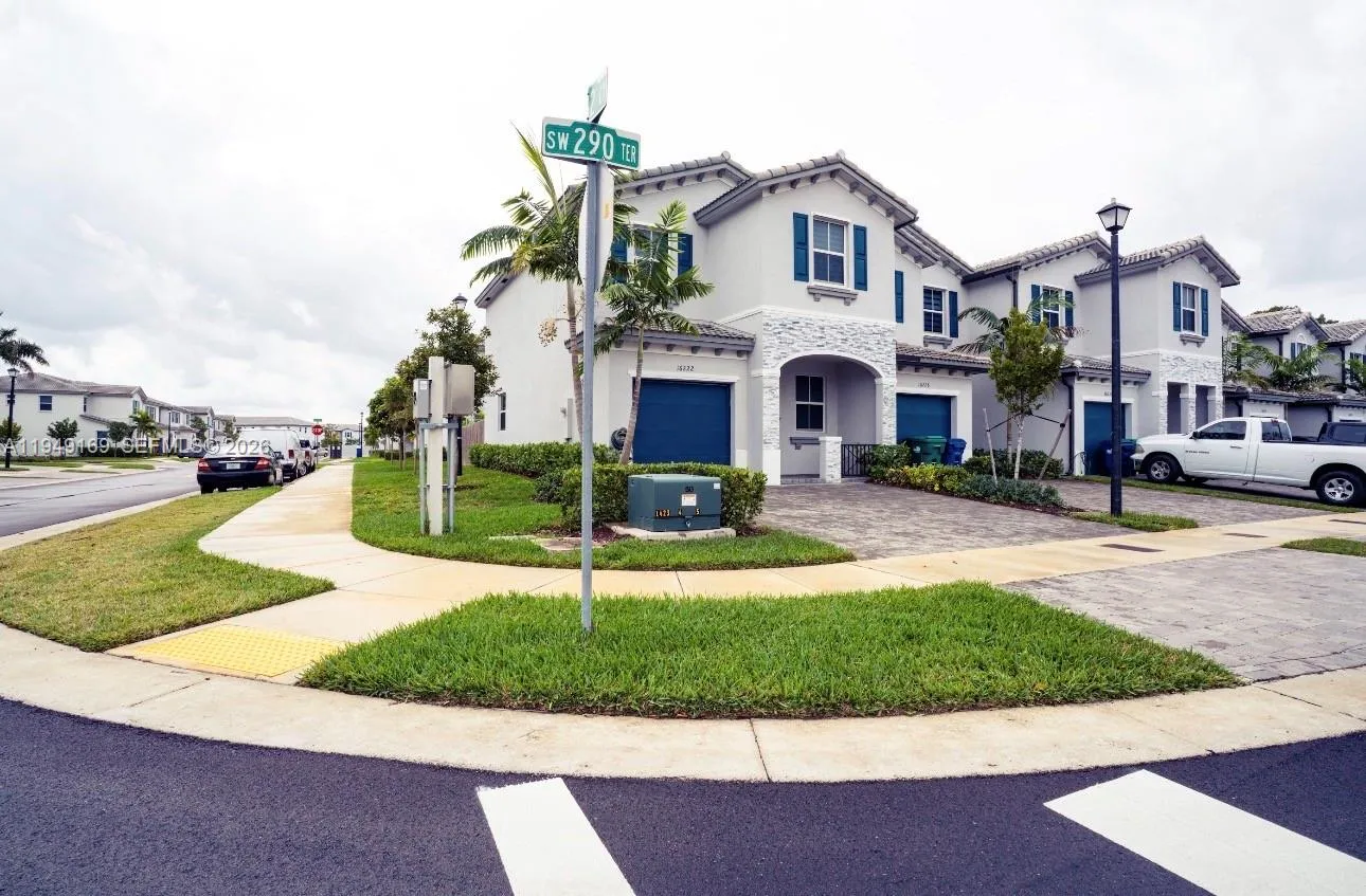 16222 SW 290th Ter, Homestead FL 33033