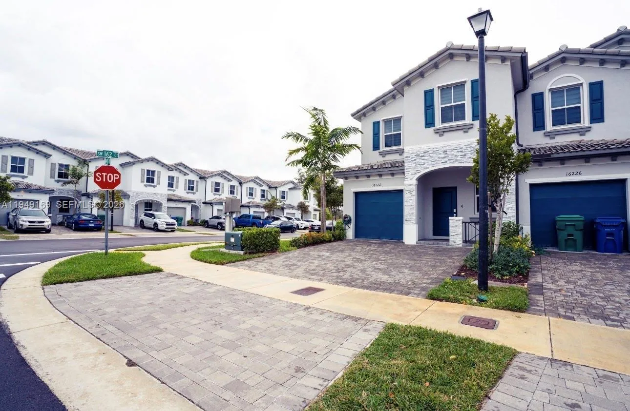 16222 SW 290th Ter, Homestead FL 33033