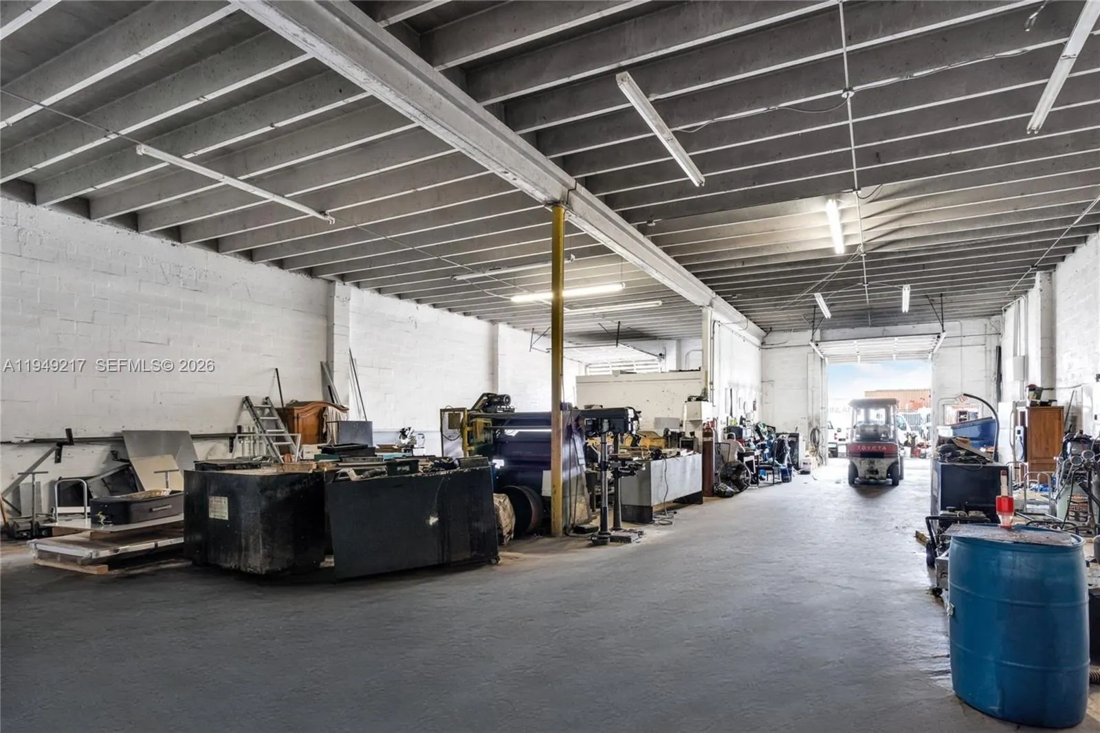 3904 NW 32nd Ave, Miami FL 33142