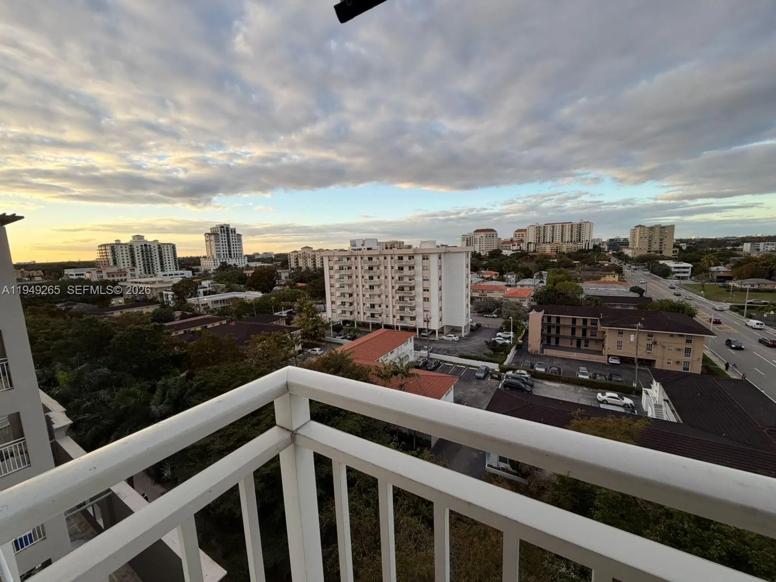 1 bedroom 1 bath for rent at 50 Menores Ave # 828, Coral Gables FL 33134
