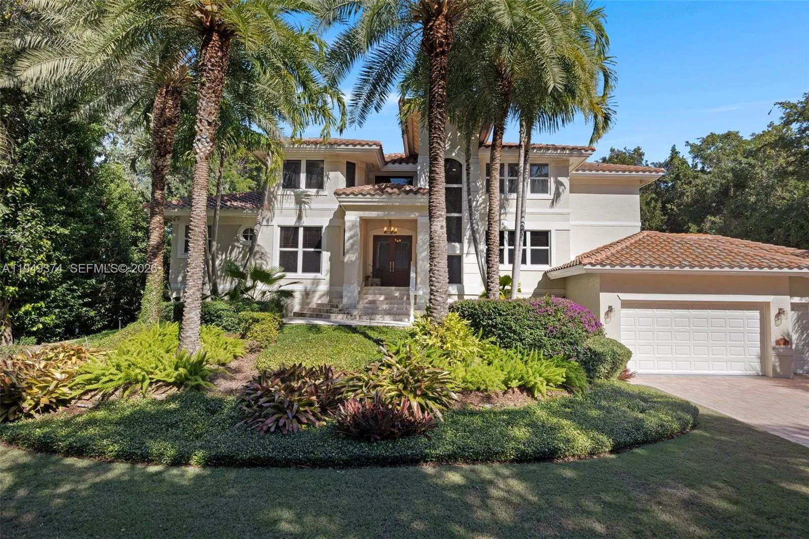 4 bedroom 5 bath for sale at 205 South Harbor, Key Largo FL 33037