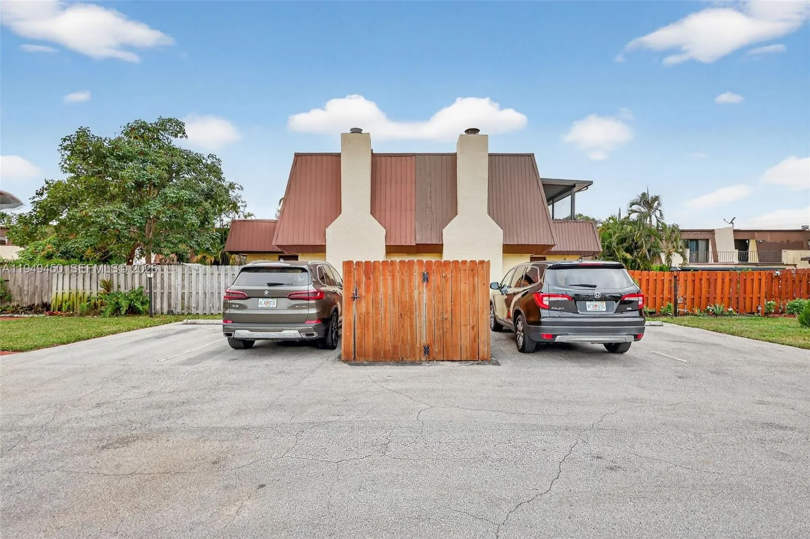 3516 Gardens East Dr # A, Palm Beach Gardens FL 33410